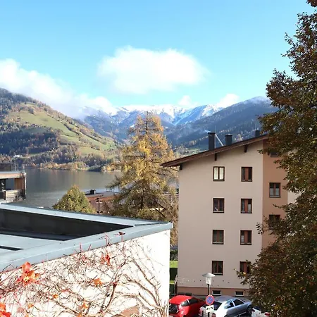 M - Zell Am Apartment